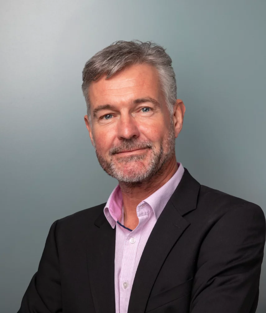 Stefan Schütz1
