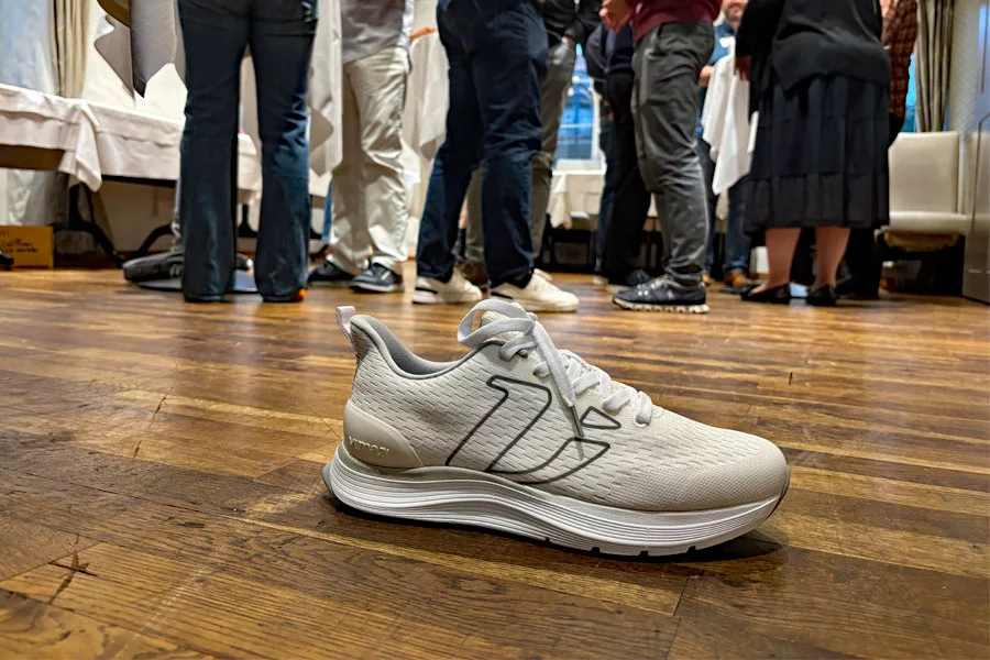 MB-BNI-Vimazi-Schuh1