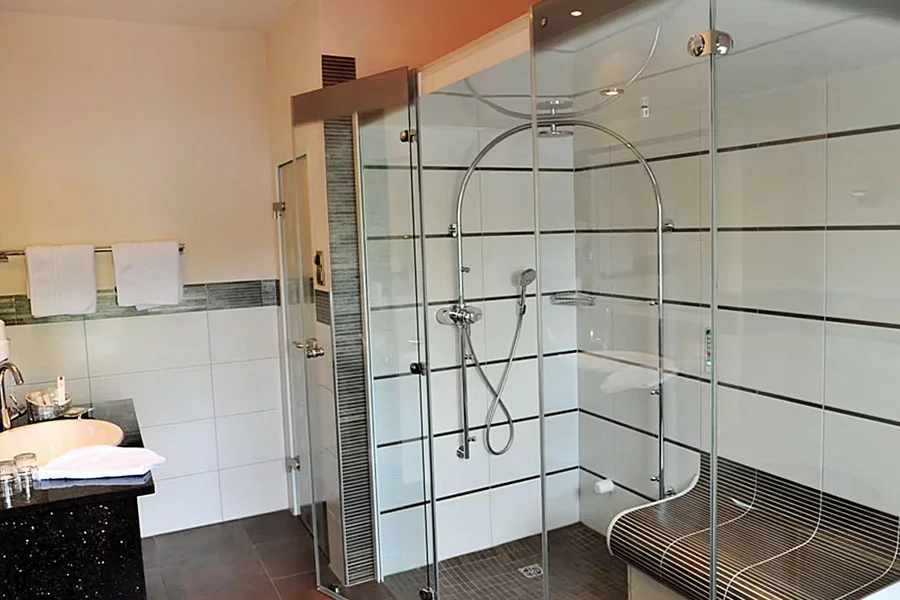 Doppelzimmer-Superior-Bad